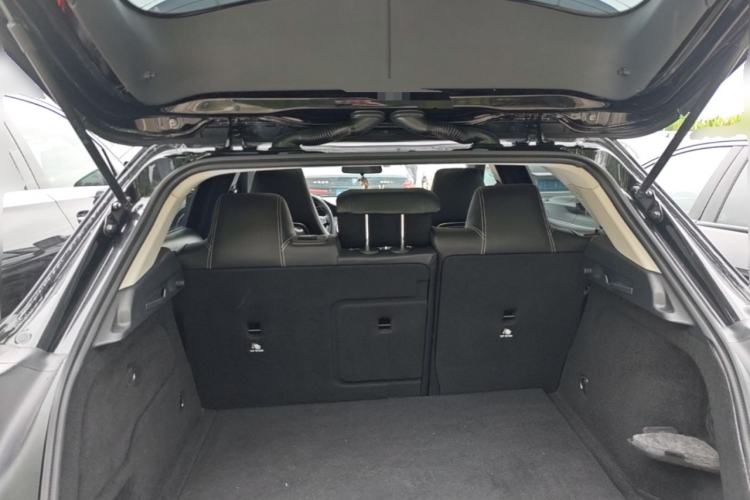 Used Mercedes-Benz GLA 2018 GLA 200 Fashion Model Trunk