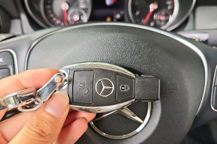 Used Mercedes-Benz GLA 2018 GLA 200 Fashion Model Vehicle Key