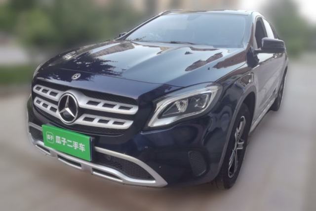 Mercedes-Benz GLA 2018 GLA 200 Fashion Model usado