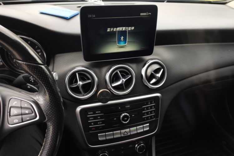 Used Mercedes-Benz GLA 2018 GLA 200 Sport Edition Audio And AC Panel