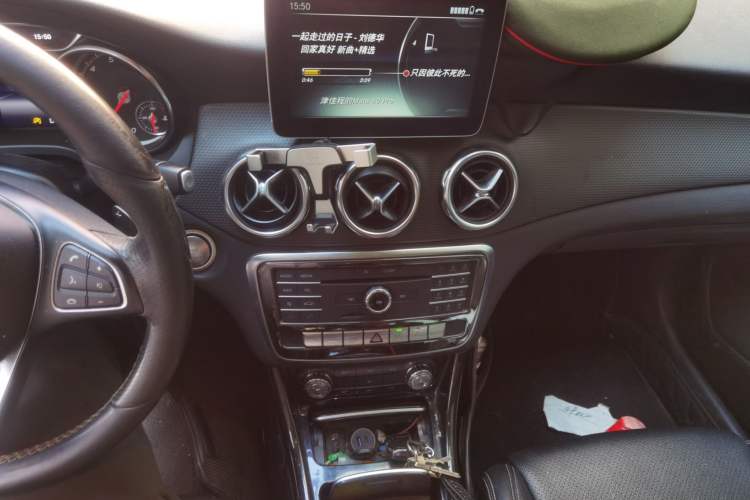 Used Mercedes-Benz GLA 2018 GLA 200 Sport Edition Audio And AC Panel