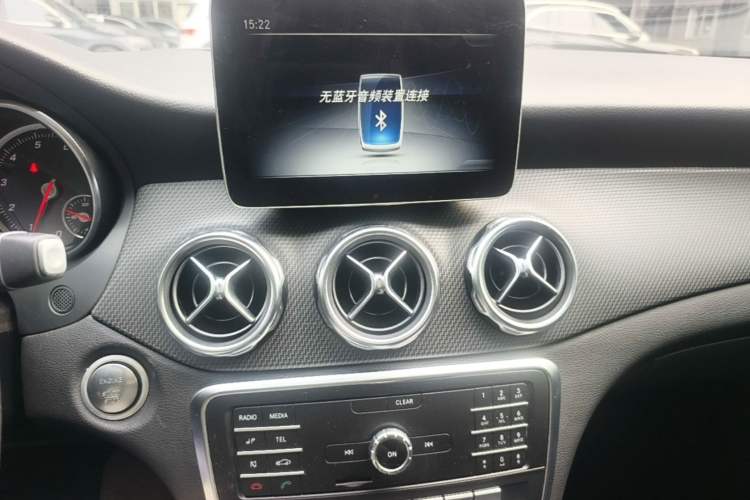 Used Mercedes-Benz GLA 2018 GLA 200 Sport Edition Audio And AC Panel