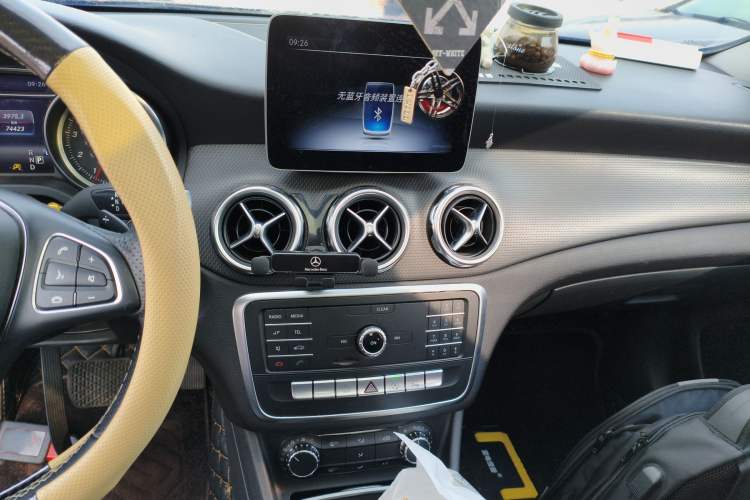 Used Mercedes-Benz GLA 2018 GLA 200 Sport Edition Audio And AC Panel