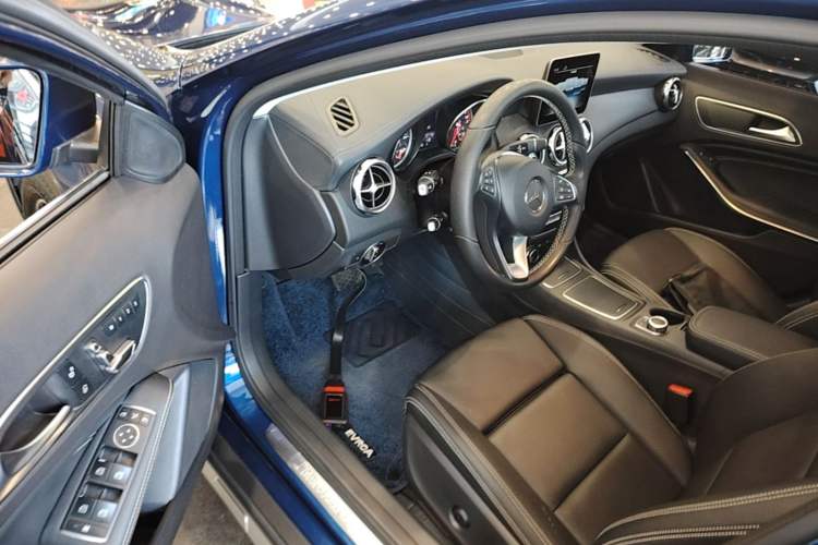 Used Mercedes-Benz GLA 2018 GLA 200 Fashion Model Driver Seat