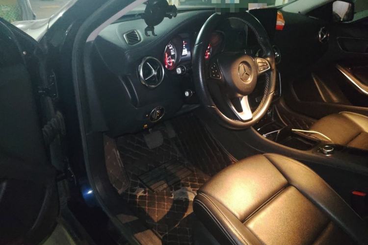 Used Mercedes-Benz GLA 2018 GLA 200 Fashion Model Driver Seat