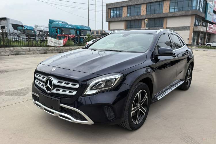 Used Mercedes-Benz GLA 2018 GLA 200 Fashion Model Guazi used car, China used car export, Used car for sale, Used cars, Cheapest cars for sale