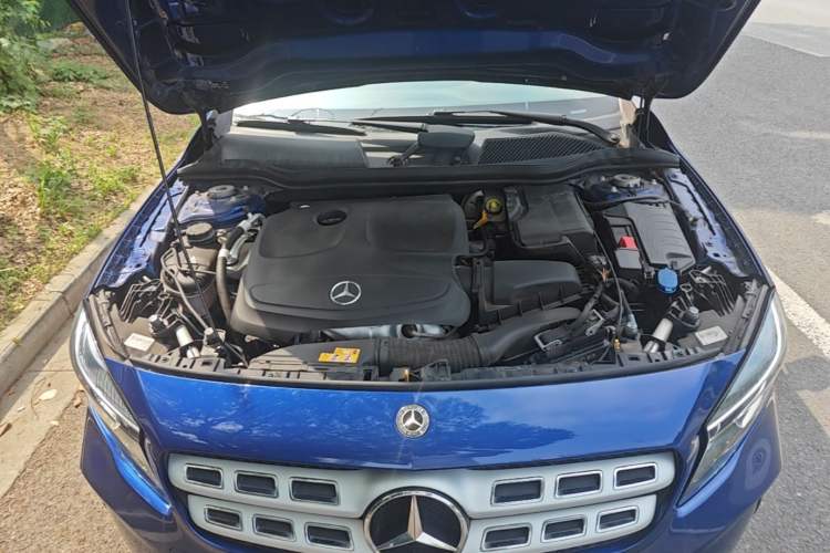 Used Mercedes-Benz GLA 2018 GLA 200 Sport Edition Engine Bay