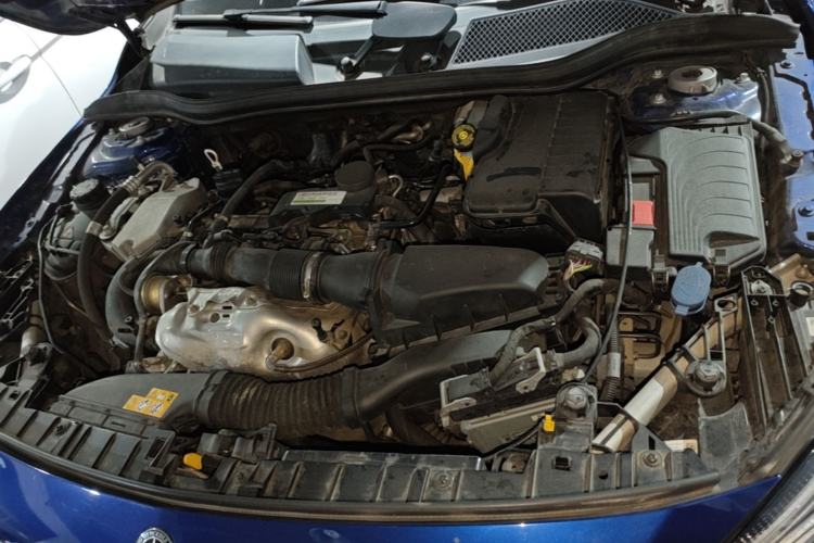 Used Mercedes-Benz GLA 2018 GLA 200 Fashion Model Engine Bay