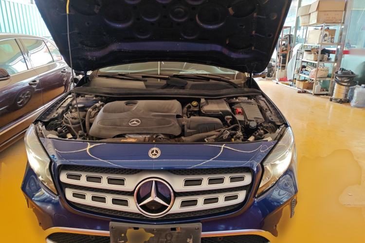 Used Mercedes-Benz GLA 2018 GLA 200 Sport Edition Engine Bay