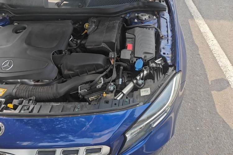 Used Mercedes-Benz GLA 2018 GLA 200 Sport Edition Engine Bay Left