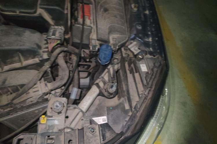 Used Mercedes-Benz GLA 2018 GLA 200 Fashion Model Engine Bay Left