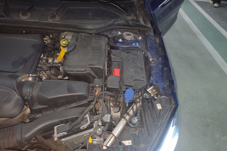 Used Mercedes-Benz GLA 2018 GLA 200 Fashion Model Engine Bay Left