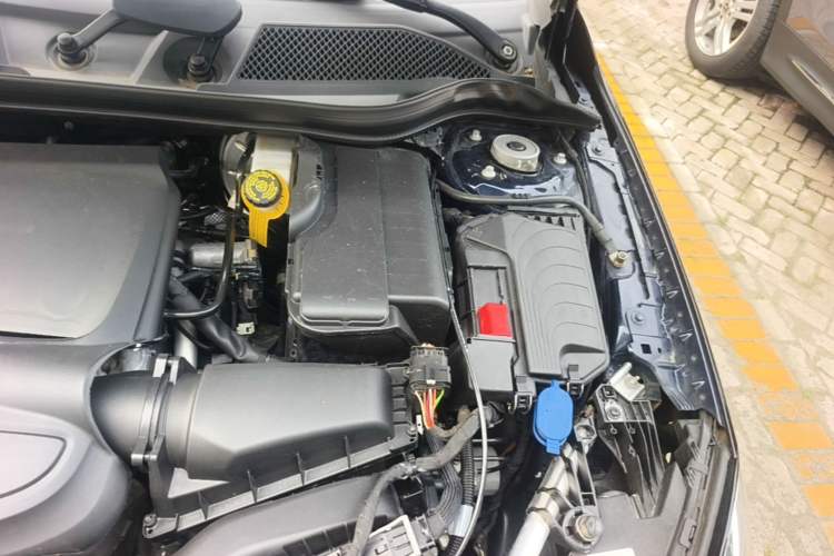 Used Mercedes-Benz GLA 2018 GLA 200 Sport Edition Engine Bay Left