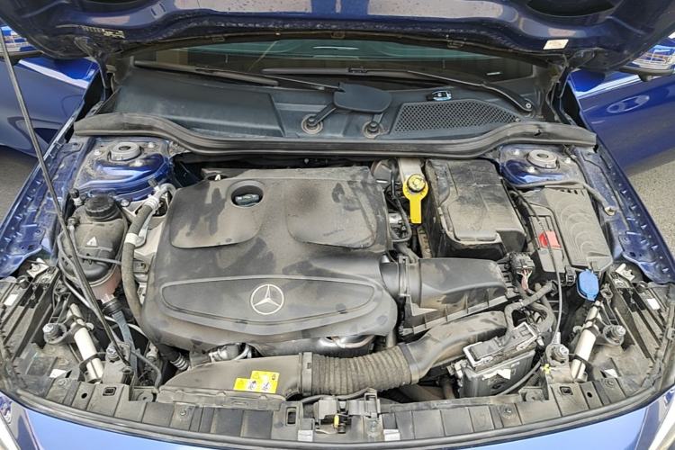Used Mercedes-Benz GLA 2018 GLA 200 Fashion Model Engine Bay