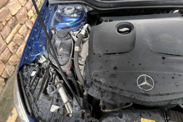Used Mercedes-Benz GLA 2018 GLA 220 4MATIC Sport Edition Engine Bay Right