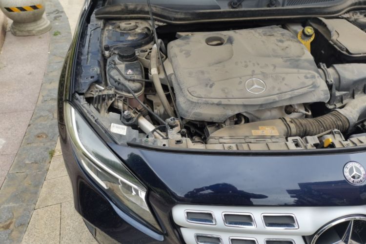 Used Mercedes-Benz GLA 2018 GLA 200 Sport Edition Engine Bay Right