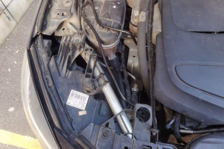 Used Mercedes-Benz GLA 2018 GLA 200 Sport Edition Engine Bay Right