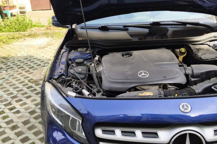 Used Mercedes-Benz GLA 2018 GLA 200 Sport Edition Engine Bay Right