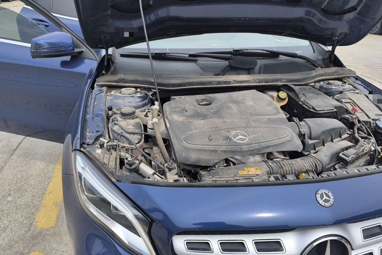 Used Mercedes-Benz GLA 2018 GLA 200 Fashion Model Engine Bay Right