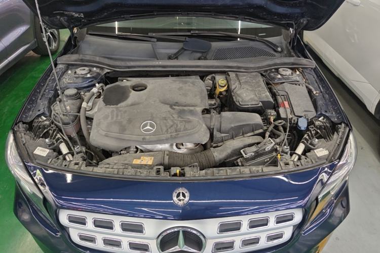 Used Mercedes-Benz GLA 2018 GLA 200 Sport Edition Engine Bay