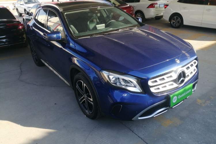 Used Mercedes-Benz GLA 2018 GLA 200 Fashion Model Exterior 2