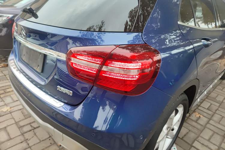 Used Mercedes-Benz GLA 2018 GLA 200 Sport Edition Exterior 2