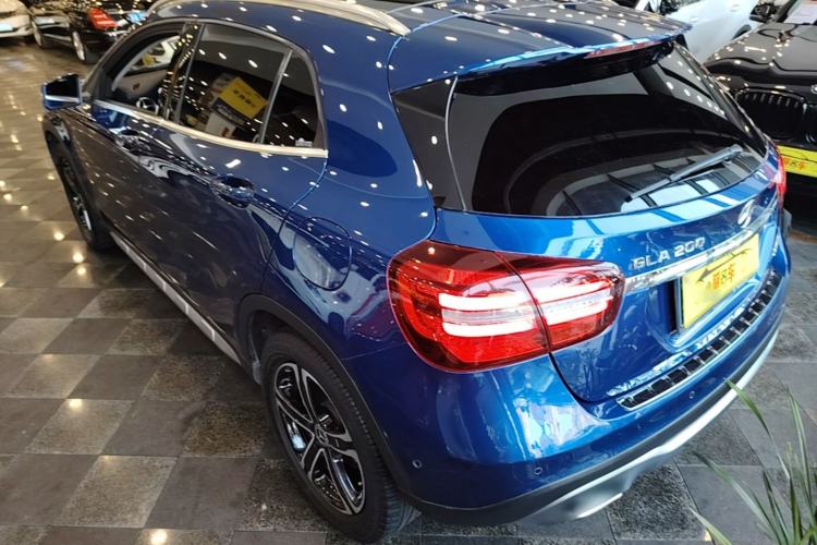 Used Mercedes-Benz GLA 2018 GLA 200 Fashion Model Exterior 2