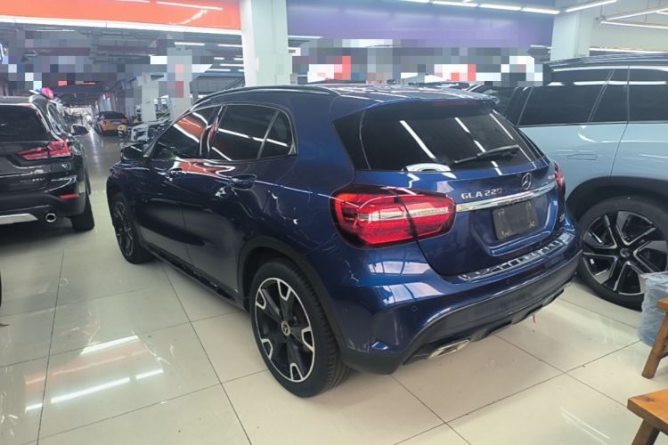 Used Mercedes-Benz GLA 2018 GLA 220 4MATIC Sport Edition Exterior 2