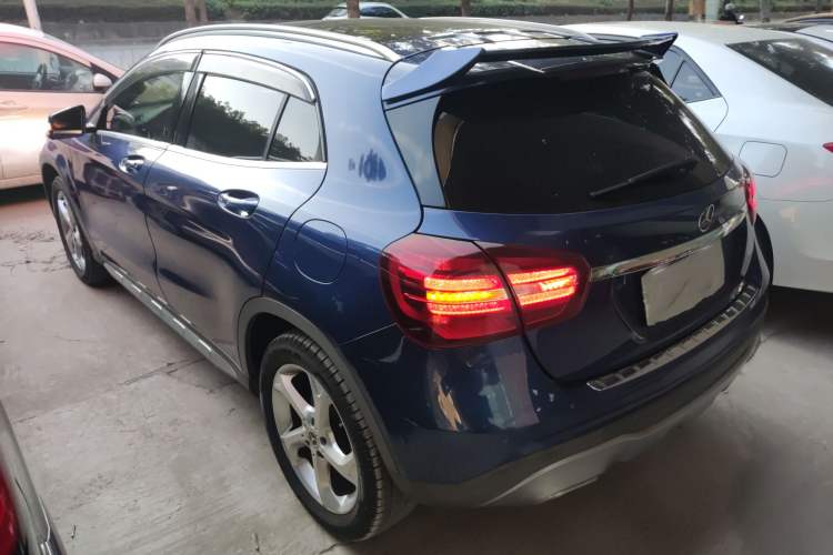Used Mercedes-Benz GLA 2018 GLA 200 Sport Edition Exterior 3