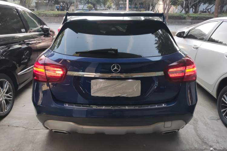 Used Mercedes-Benz GLA 2018 GLA 200 Sport Edition Exterior 4