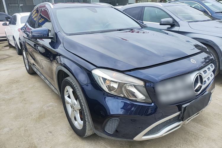 Used Mercedes-Benz GLA 2018 GLA 200 Sport Edition Front Right 45 Deg