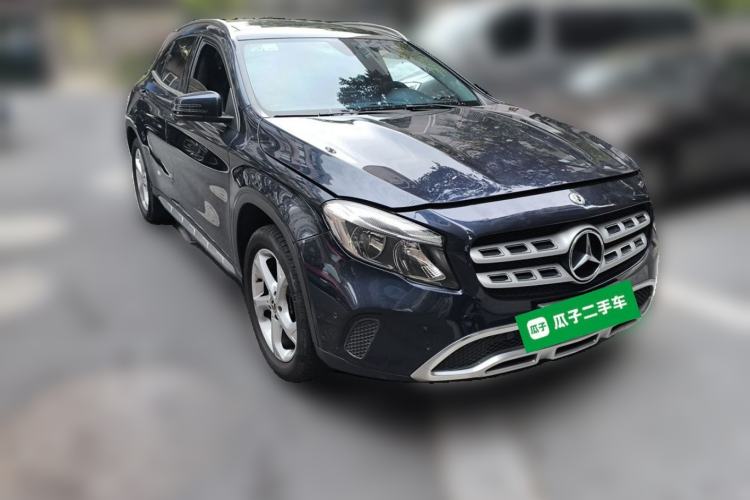 Used Mercedes-Benz GLA 2018 GLA 200 Sport Edition Front Right 45 Deg