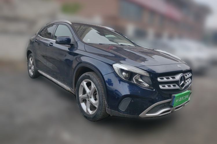Used Mercedes-Benz GLA 2018 GLA 200 Sport Edition Front Right 45 Deg