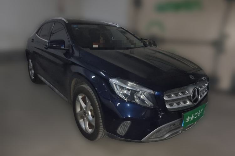Used Mercedes-Benz GLA 2018 GLA 200 Sport Edition Front Right 45 Deg