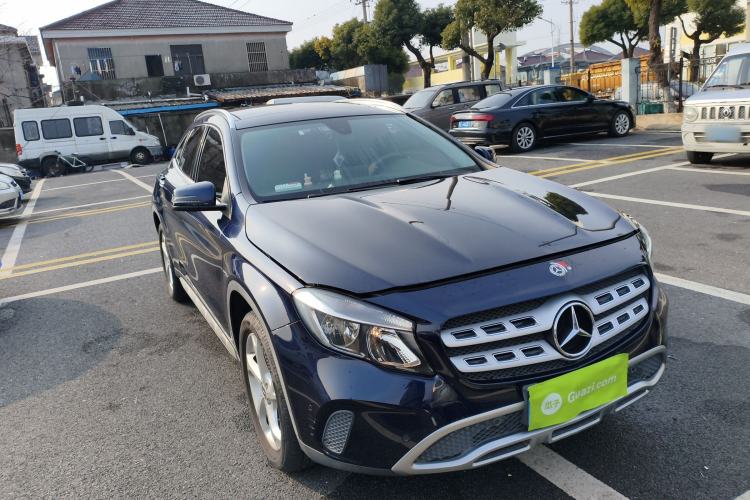 Used Mercedes-Benz GLA 2018 GLA 200 Sport Edition Front Right 45 Deg