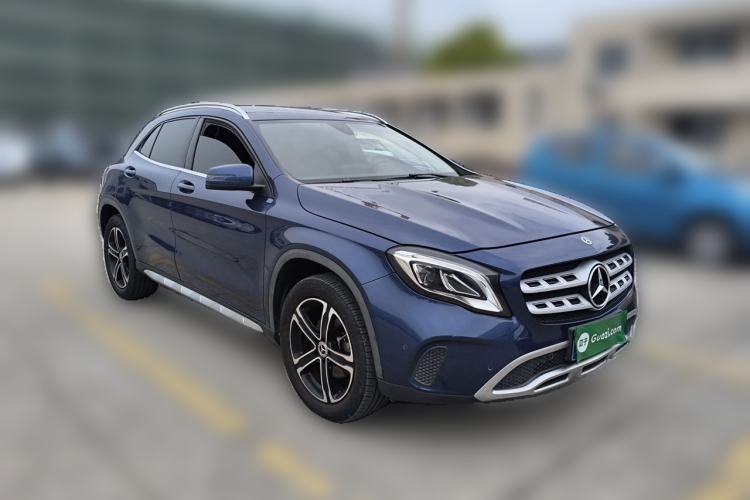 Used Mercedes-Benz GLA 2018 GLA 200 Fashion Model Front Right 45 Deg