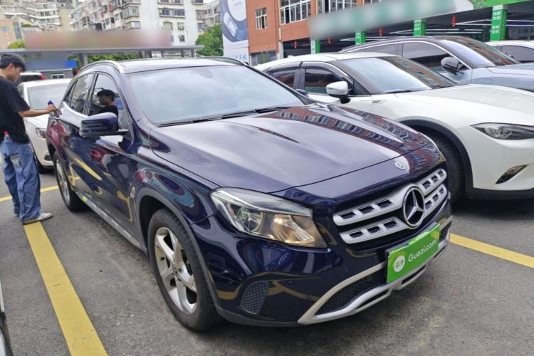 Used Mercedes-Benz GLA 2018 GLA 200 Sport Edition Front Right 45 Deg