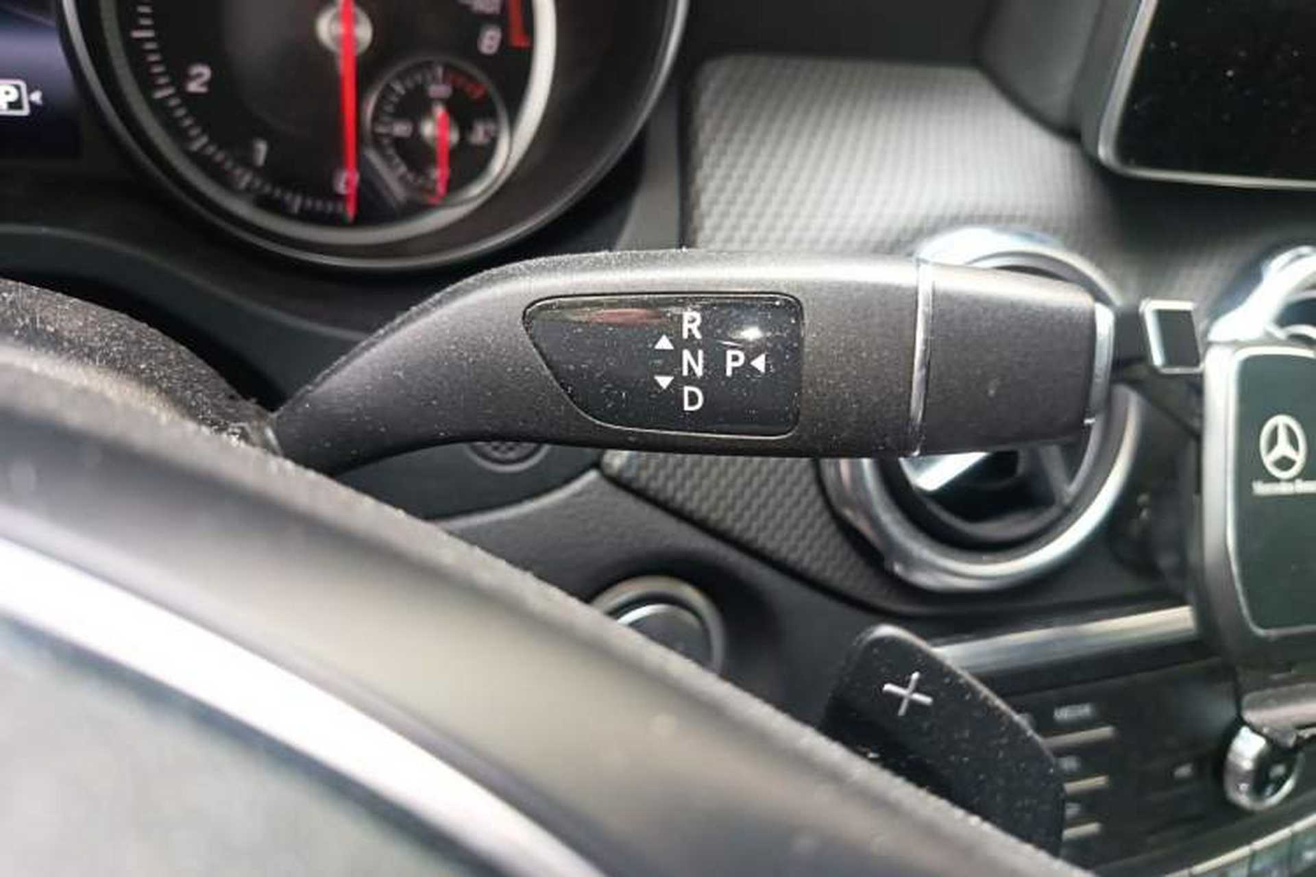 Used Mercedes-Benz GLA 2018 GLA 220 4MATIC Sport Edition Gear Lever