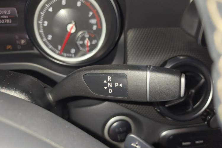 Used Mercedes-Benz GLA 2018 GLA 200 Sport Edition Gear Lever