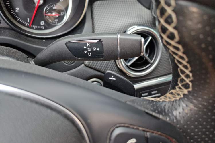 Used Mercedes-Benz GLA 2018 GLA 200 Sport Edition Gear Lever