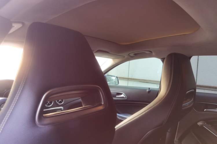 Used Mercedes-Benz GLA 2018 GLA 200 Sport Edition Headliner
