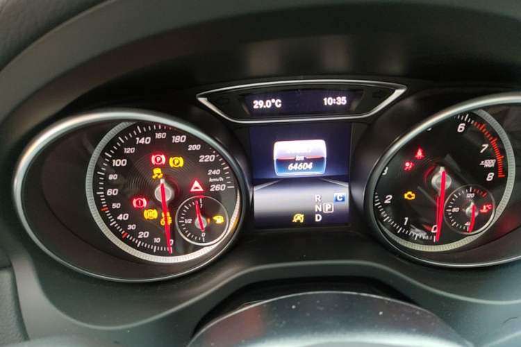 Used Mercedes-Benz GLA 2018 GLA 200 Fashion Model Instrument Cluster