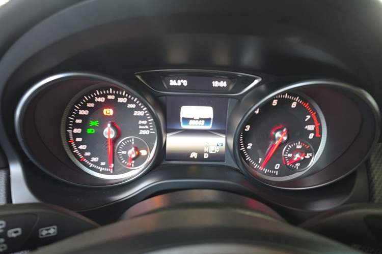Used Mercedes-Benz GLA 2018 GLA 200 Sport Edition Instrument Cluster