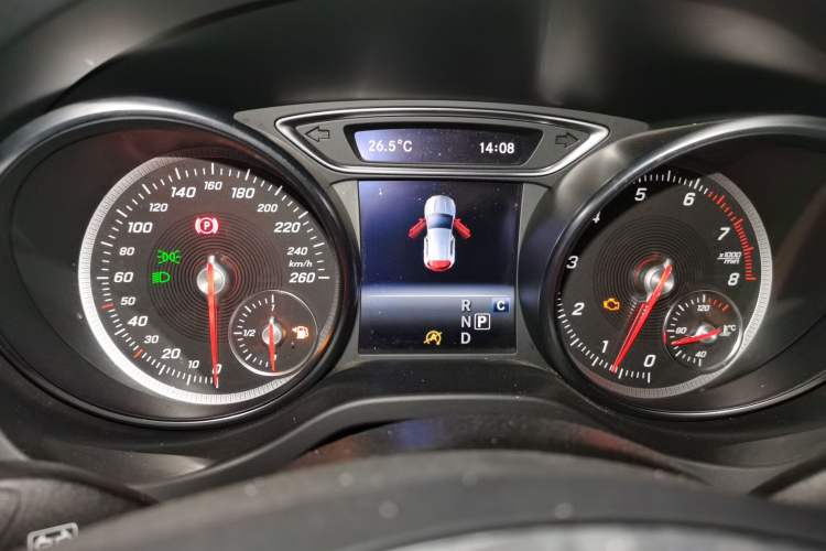 Used Mercedes-Benz GLA 2018 GLA 200 Sport Edition Instrument Cluster