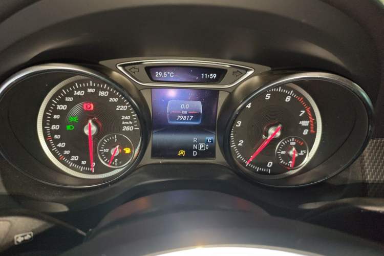 Used Mercedes-Benz GLA 2018 GLA 200 Sport Edition Instrument Cluster