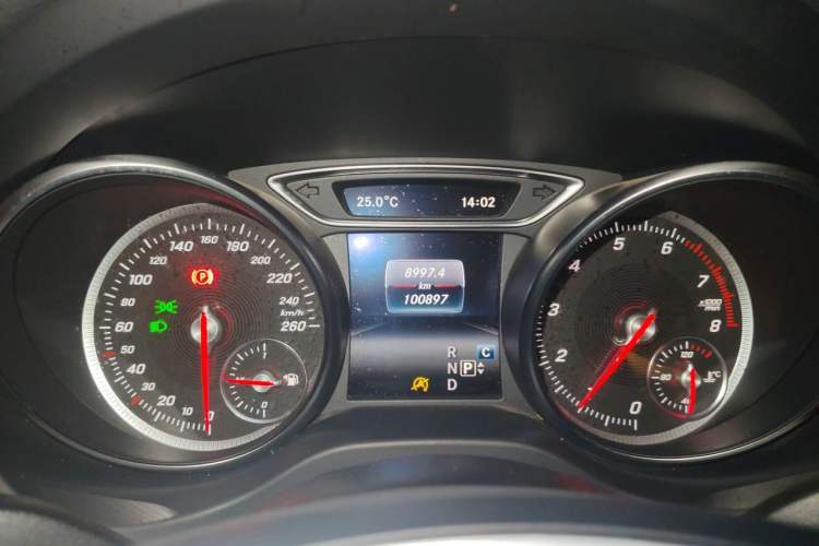 Used Mercedes-Benz GLA 2018 GLA 200 Fashion Model Instrument Cluster