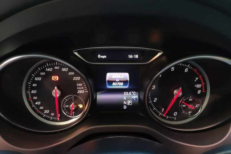 Used Mercedes-Benz GLA 2018 GLA 200 Sport Edition Instrument Cluster