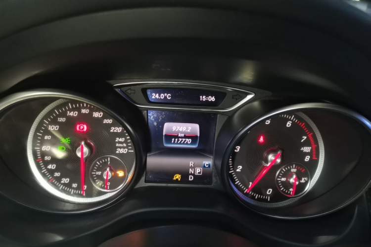 Used Mercedes-Benz GLA 2018 GLA 220 4MATIC Sport Edition Instrument Cluster