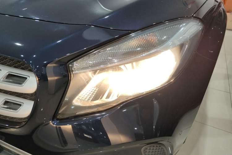 Used Mercedes-Benz GLA 2018 GLA 200 Sport Edition Left Front Headlight