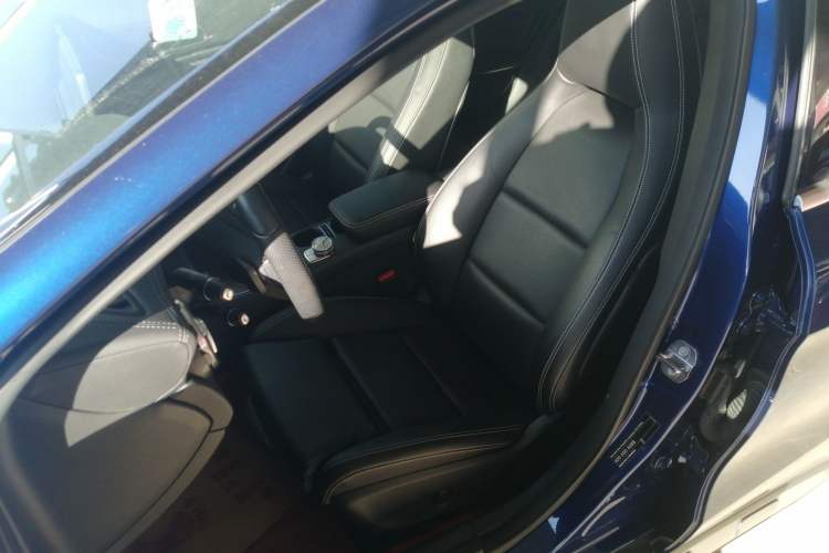 Used Mercedes-Benz GLA 2018 GLA 200 Fashion Model Left Front Seat